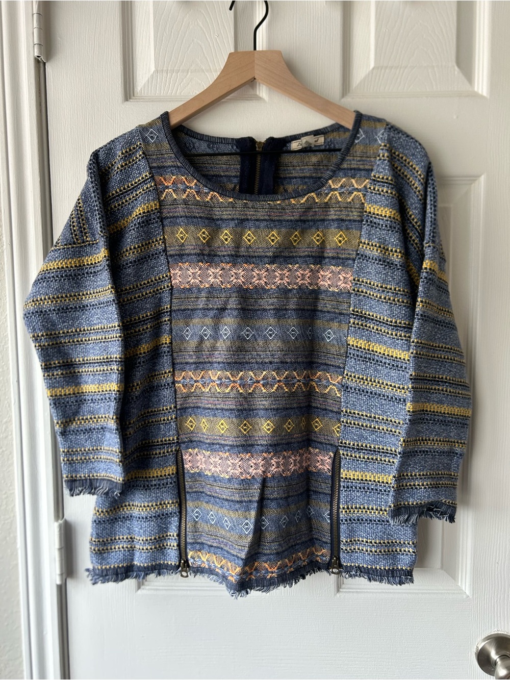 Lucky Brand Escape Fringe Blue Striped Woven sweater Medium